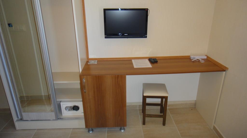 Golden Stone Butik Otel Çeşme Pokoj fotografie